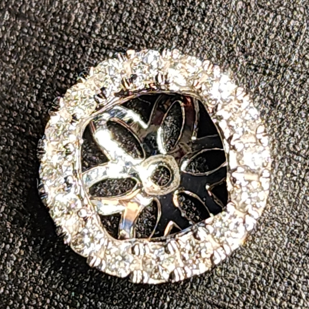Diamond earring jacket. - Picture 10 of 16